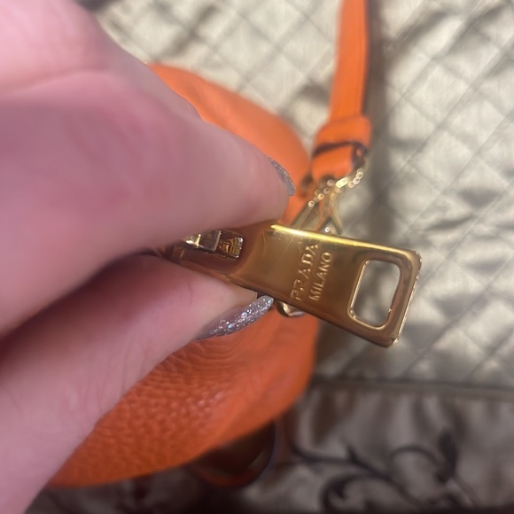 Prada bag - Picture 4 of 6